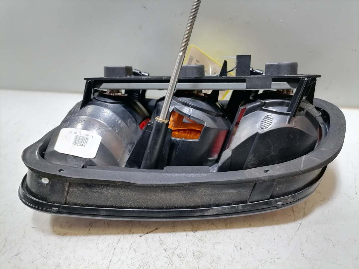 Mini One R50 original R&uuml;cklicht R&uuml;ckleuchte Schlussleuchte rechts Bj.2001